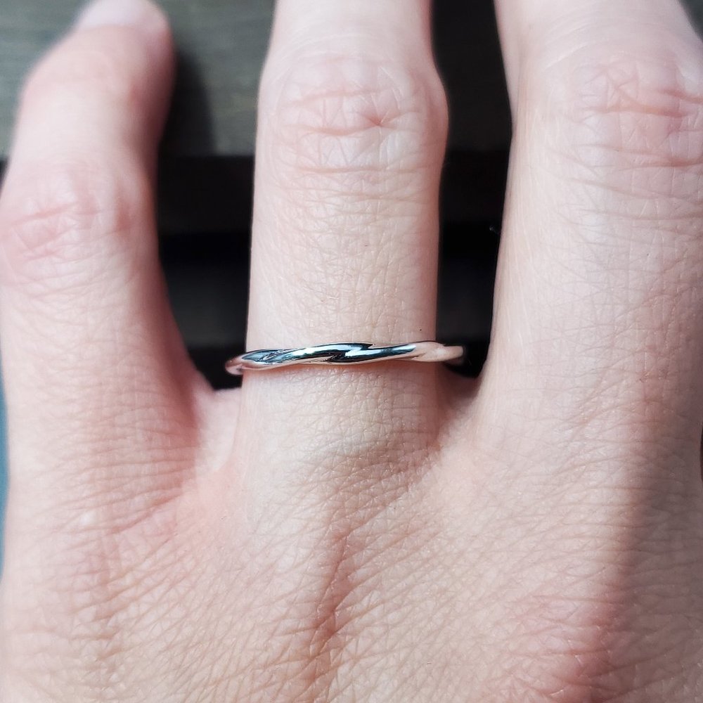 Size 8 Sterling Silver Super Bright Braided Ring